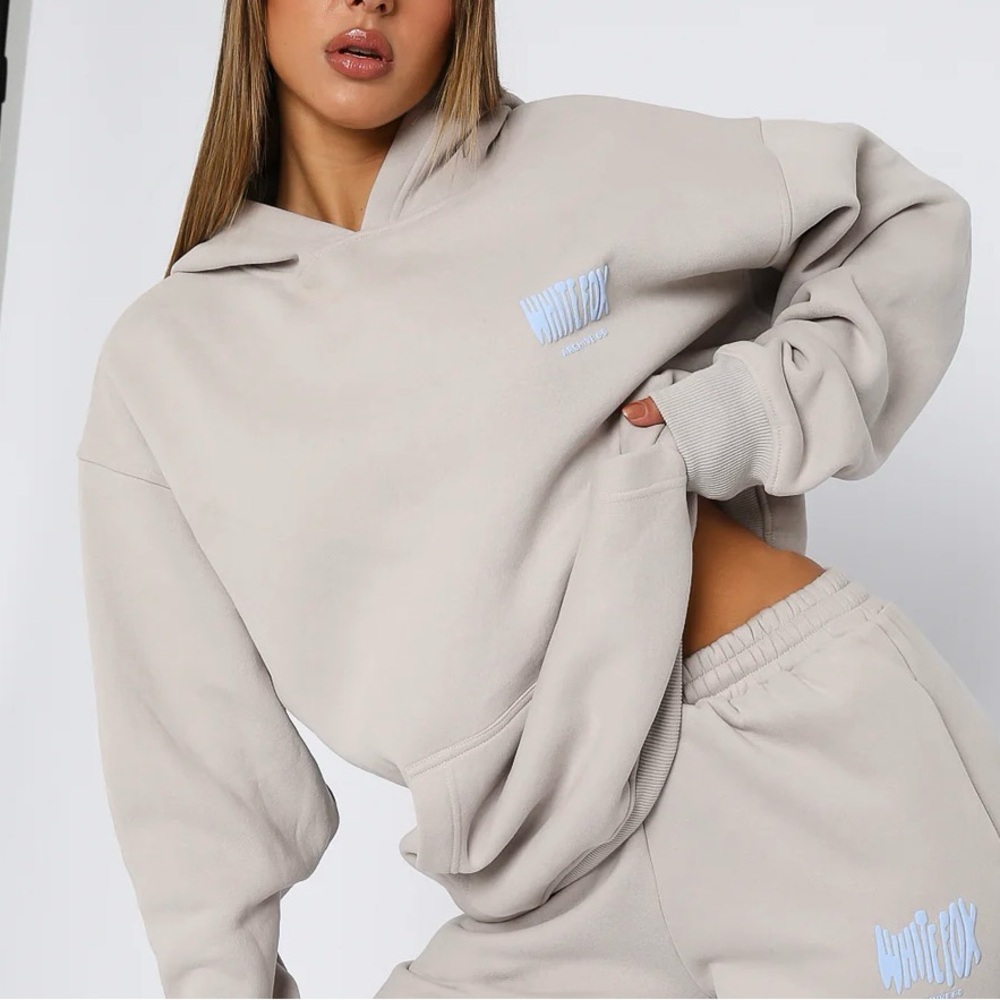 White Fox Boutique Archive 6.0 Oversized Hoodie Dove (worn once)